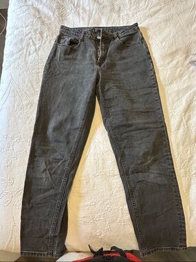 Frank & Oak Women's Black Straight-Leg Jeans